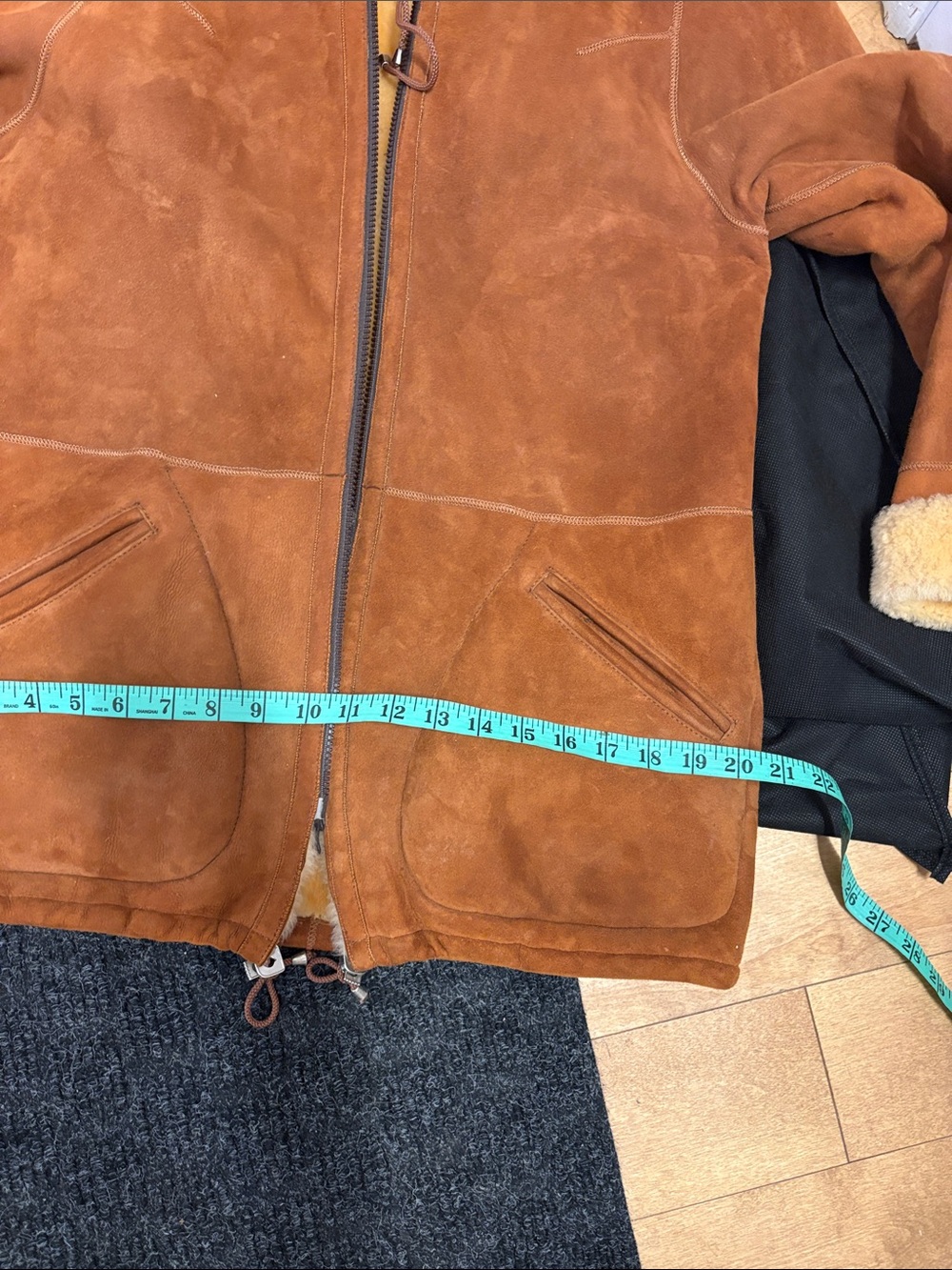 Classic Brown Shearling-Trim Women's Coat - Picture 12 of 13